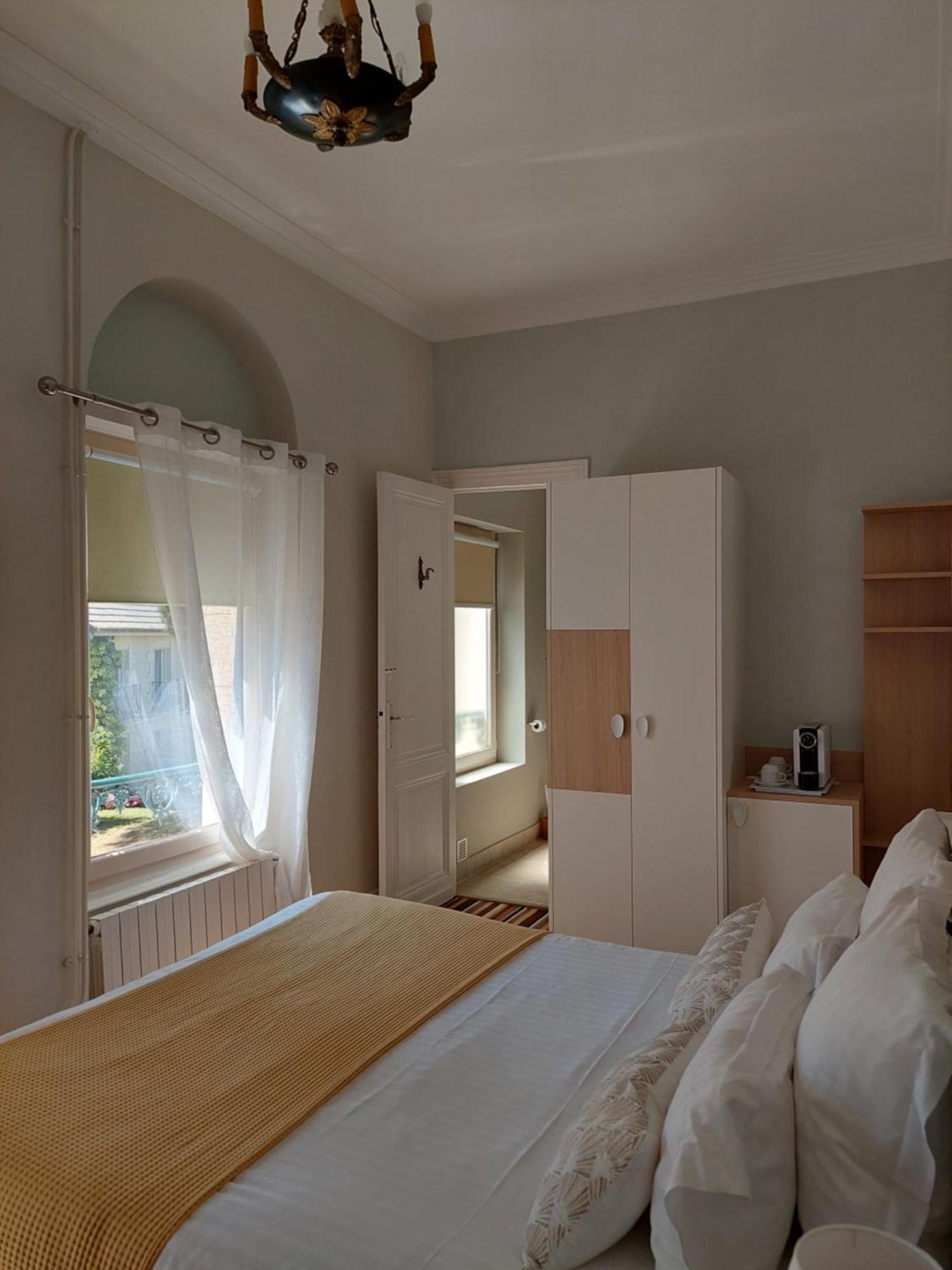 Hotel The Originals Residence De Rohan Vaux-sur-Mer Luaran gambar